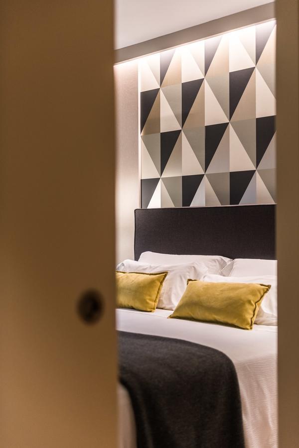 Up Rooms Vic Hotel Exteriör bild