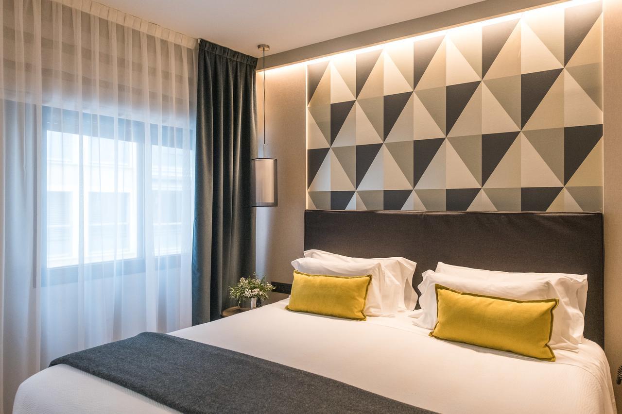 Up Rooms Vic Hotel Exteriör bild