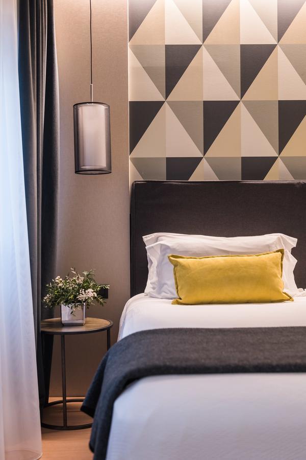 Up Rooms Vic Hotel Exteriör bild